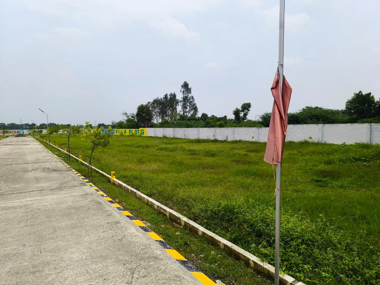 Plot For Sale in Mudichur